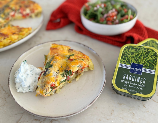 Rustikale Kartoffel-Quiche mit Sardinen, Tomaten & Paprika – Herzhaft & aromatisch