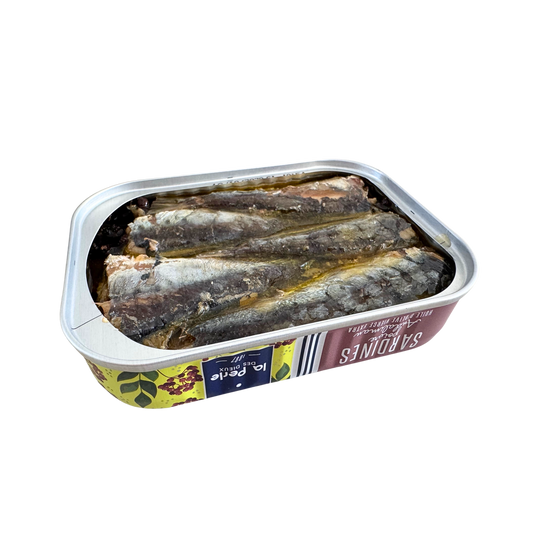 Sardinen mit Andaliman-Pfeffer | La Perle des Dieux | Frankreich