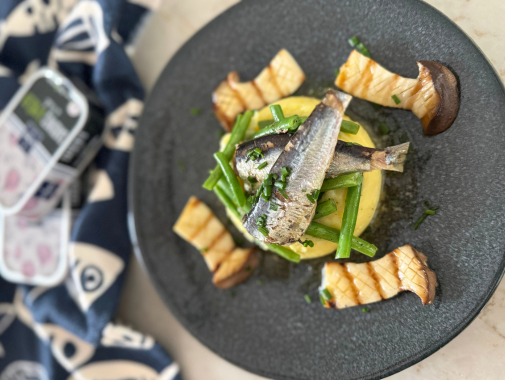 Sardinen in Knoblauchbutter auf Kartoffelpüree & grünen Bohnen — Einfache Eleganz 💙